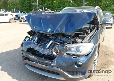 2014 BMW X1 xDrive35I из США, поврежденный, VIN WBAVM5C52EVV92216